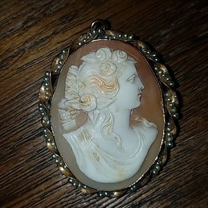 Vintage cameo brooch or pendant with seed pearls